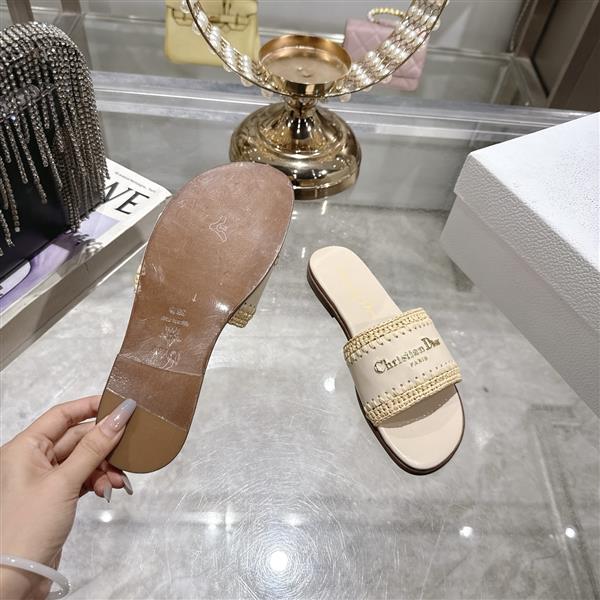 20251128184321850 250